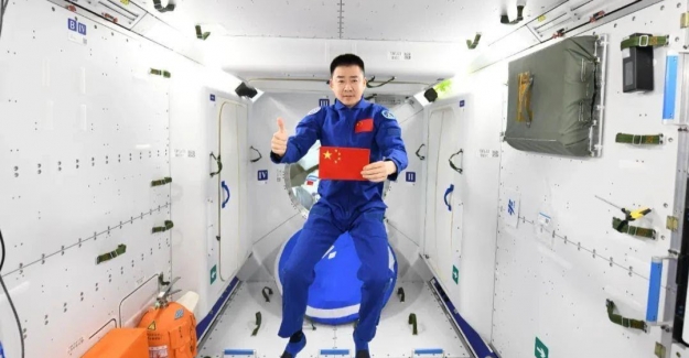 Chen Dong, Uzayda 200 Günden Fazla Görev Yapan İlk Çinli Astronot Oldu