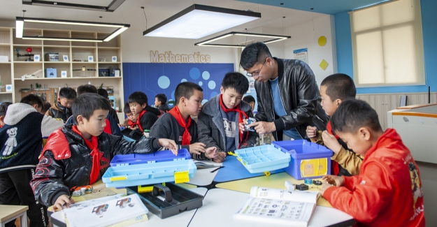 Çin’deki Okul Sayısı 518 Bin 500’e Ulaştı