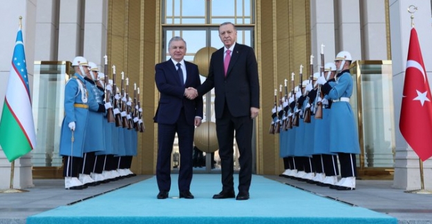 Cumhurbaşkanı Erdoğan, Özbekistan Cumhurbaşkanı Mirziyoyev İle Bir Araya Geldi