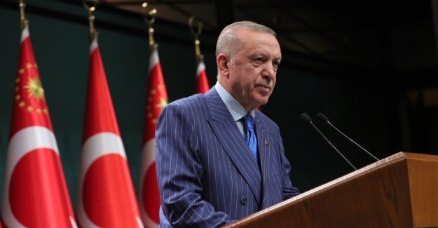 Cumhurbaşkanı Erdoğan'dan Gençlere Teşekkür Paylaşımı: "Sizlerle Gurur Duyuyorum"