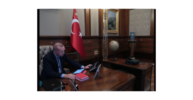 Cumhurbaşkanı Erdoğan, İrlanda Başbakanı Harris ile Telefonda Görüştü