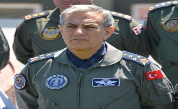 Hava Kuvvetleri Komutanı Orgeneral Öztürk Suriye sınırında 