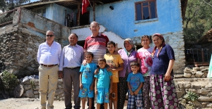 Sertel Şehit Ailelerini Bayramda Yalnız Bırakmadı