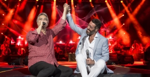 Harbiye’de Aşk Şarkıları Yankılandı