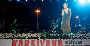 Zuhal Olcay Yeni Yaşını Karşıyaka'da Sahnede Kutlayacak