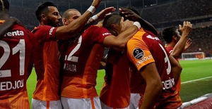 Galatasaray Derdiyok'un Golleri İle Sonuca Gitti