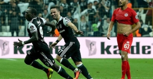 Beşiktaş, Antalyaspor'u Eli Boş Gönderdi