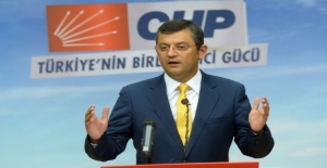 CHP'li Özel: Komisyonun Başına Gülen Hayranı Getirilmesi Tesadüf Değil