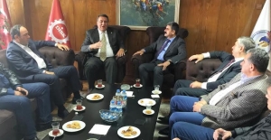 CHP’li Gürer, DİSK Genel- İş Sendikası’nı Ziyaret Etti