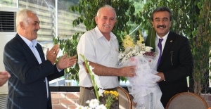 Çukurova Belediye Başkanı Çetin Muhtarlar Günü’nü Kutladı