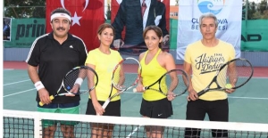 Çağla Büyükakçay Tenis Kortu Çukurova’da Açıldı