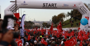 Vodafone 38. İstanbul Maratonu'nda Yüz Binler Türkiye Aşkına Koştu