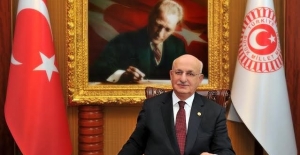 TBMM Başkanı Kahraman İstanbul'daki Terör Saldırısını Kınadı