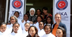 Emine Erdoğan, Madagaskar'da Kadın Eğitim Merkezi Açılışı Yaptı