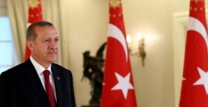 Cumhurbaşkanı Erdoğan: "Muhterem Hocamız Erbakan'ı Saygı Ve Rahmetle Anıyorum"