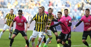 Fenerbahçe Puan Kaybetmeye Devam ediyor