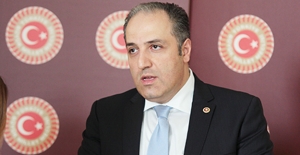 Yeneroğlu: “Erdoğan’ın Gelişini Tartışanlar Nesnel Olmalı Ve Önce Aynaya Bir Bakmalı”