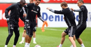 Beşiktaş Lyon Maçı Hazırlıklarına Başladı