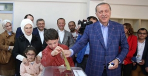 Cumhurbaşkanı Erdoğan Oyunu Kullandı: "Bu Oylama Bir Değişim Dönüşüm Tercihidir"
