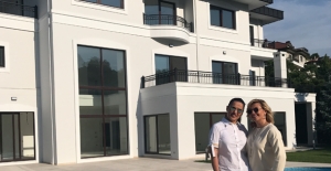 Demet Akalın Acarkent'ten Milyon Dolarlık Villa Satın Aldı