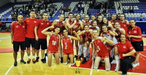 19 Yaş Altı Milli Takımımız Balkan Şampiyonası'nda 2. Oldu