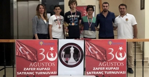 Bakırköy’de 30 Ağustos Zafer Kupası Satranç Turnuvası