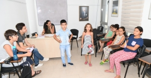Çukurova'da Ücretsiz Tiyatro Kursları Devam Ediyor
