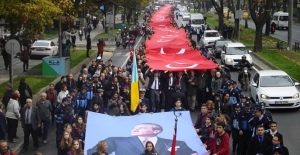 Beşiktaş Belediyesi’nden Atatürk’e Saygı Yürüyüşü