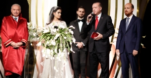 Cumhurbaşkanı Erdoğan Ve Oğlu Bilal Erdoğan Nikah Töreninde Birlikte Şahitlik Yaptılar