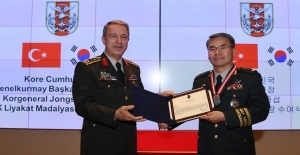 Orgeneral Akar’ı Kore Cumhuriyeti Genelkurmay Başkanı Yardımcısı Lee Ziyaret Etti