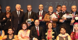 25. Troya Kültür-Sanat Ödülleri Bakırköy’de Sahiplerini Buldu
