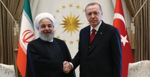 Cumhurbaşkanı Erdoğan İle Ruhani Görüşmesi Başladı