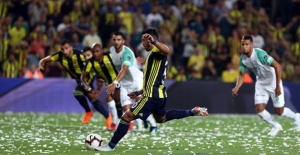 Fenerbahçe Sezona Galibiyetle Başladı