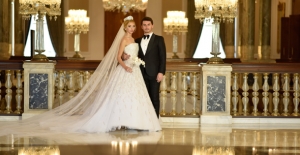 Besa Grup Yönetim Kurulu Üyesi Efe Bezci, Çağla Baykam İle Çırağan Sarayı'nda Evlendi