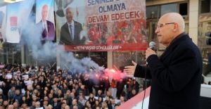 Fethi Yaşar, "Belediye Başkanlığı Siyaset Yapma Yeri Değildir"