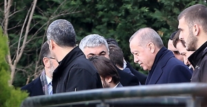 Cumhurbaşkanı Erdoğan, Cuma Namazını Üsküdar'daki Hazreti Ali Camisi'nde Kıldı