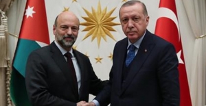 Cumhurbaşkanı Erdoğan, Ürdün Başbakanı Ve Savunma Bakanı Al Razzaz’ı Kabul Etti