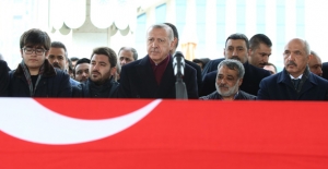 Cumhurbaşkanı Erdoğan, AK Parti Erzurum Eski Milletvekili Aksak'ın Cenazesine Katıldı