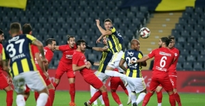 Fenerbahçe Ziraat Türkiye Kupasına Veda Etti