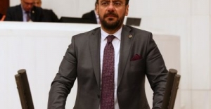 İYİ Parti'den İstifa Eden Manisa Milletvekili Tamer Akkal AK Parti'ye Geçti