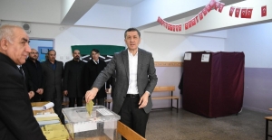 Bakan Selçuk, "Seçimlerde Oy Kullanmak Da Bir Millet Ödevidir”
