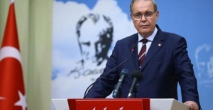 CHP'li Öztrak: “Bayrak, Vatan, Şehitlerimiz Hepimizindir”
