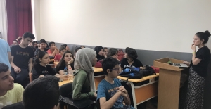 Adana Büyükşehir’den Öğrencilere Sınav Kaygısını Yenmeleri Konusunda Destek