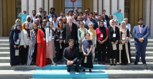 Cumhurbaşkanı Erdoğan, Amerikalı Ve Kanadalı Öğrencileri Kabul Etti