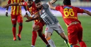 Galatasaray, Malatya'dan Beraberlikle Dönüyor