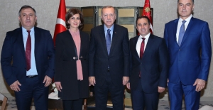 Cumhurbaşkanı Erdoğan, Sırbistan’da Belediye Başkanlarını Kabul Etti