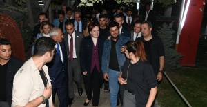 İYİ Parti Genel Başkanı Akşener, Muş'ta Partililerle Yemekte Buluştu