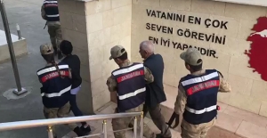 Diyarbakır'da HDP'li Meclis Üyesine 'Silahlı Terör Örgütüne Üye Olmak' Suçundan Tutuklama