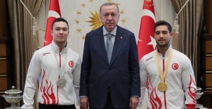 Cumhurbaşkanı Erdoğan, Millî Jimnastikçileri Kabul Etti