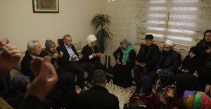 Cumhurbaşkanı Erdoğan, Şehit Uzman Onbaşı Emre Baysal'ın Ailesine Taziye Ziyaretinde Bulundu